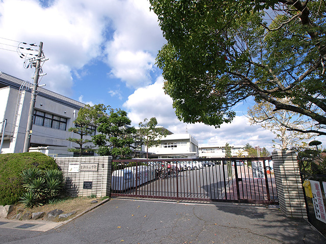 生駒市立生駒台小学校