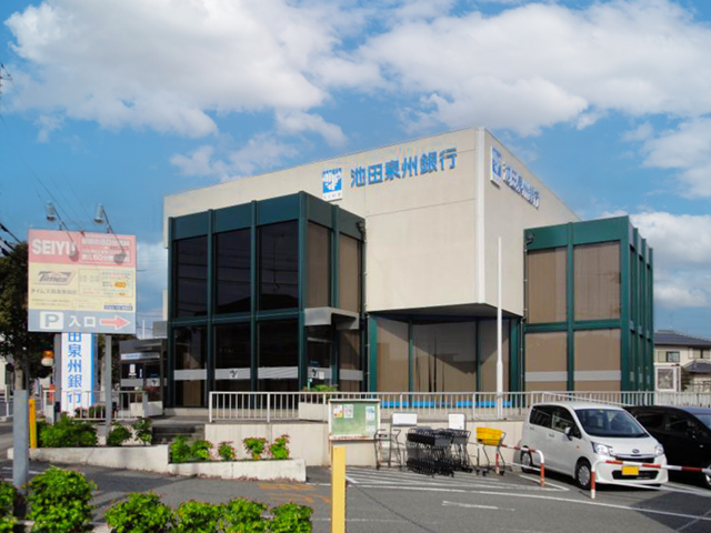 池田泉州銀行多田グリーンハイツ支店